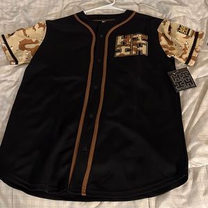 Hawaii’s Finest camo baseball jersey small